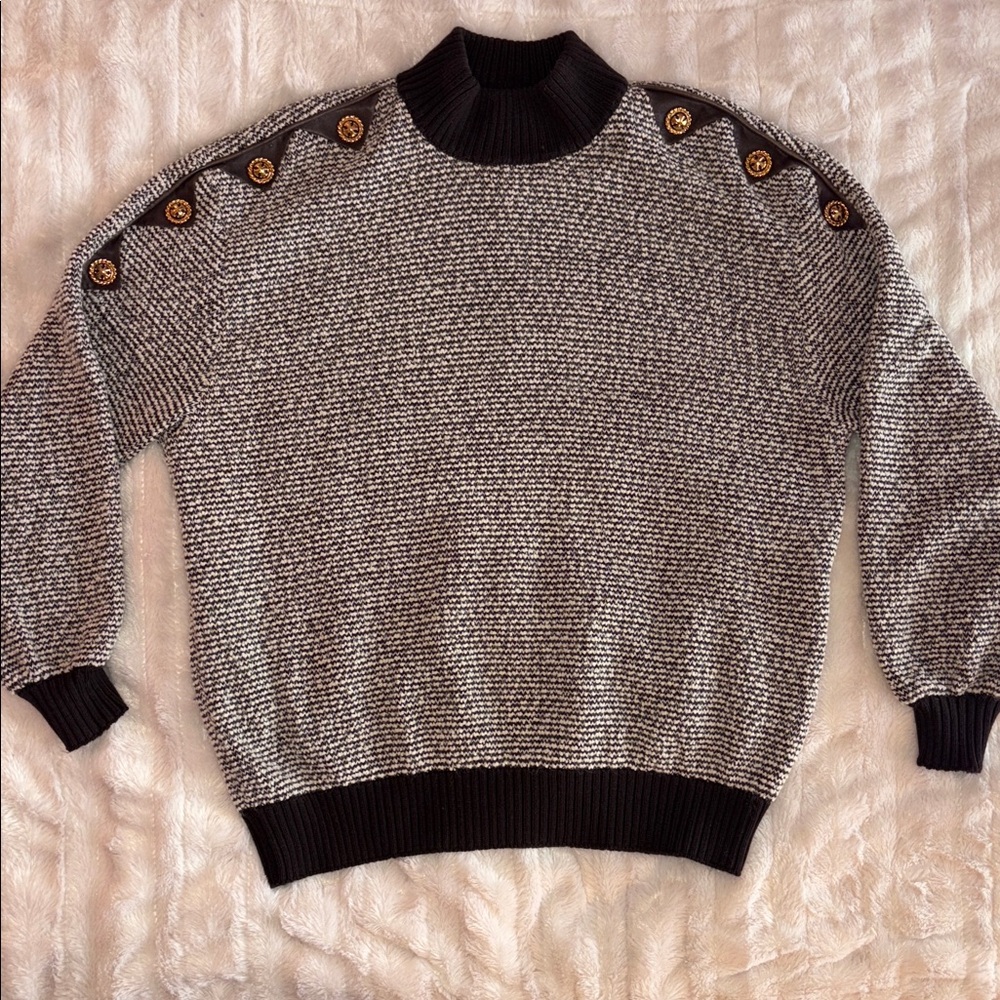 St. John Marie Gray Collection Brown/White Gold Buttons Leather Vintage Sweater